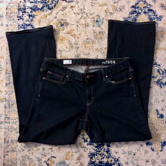 GAP Denim - ⭐️Women's Gap 1969 Curvy Size 33 R Jeans